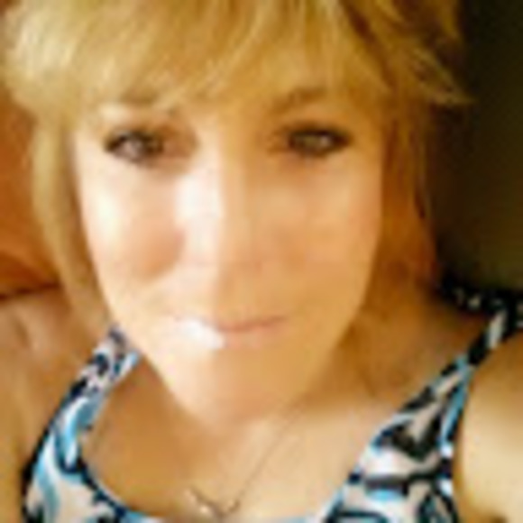 Meet your Posher, Kim - Picture 1 of 1